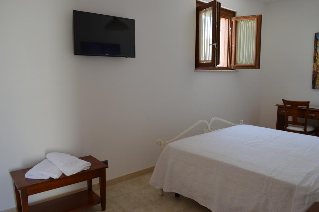 Le Terrazze Miramare B&B Torre Canne Pokoj fotografie